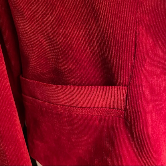 Red Blazer by Counterparts. Size 10 casual/holiday/classic style - Picture 3 of 13